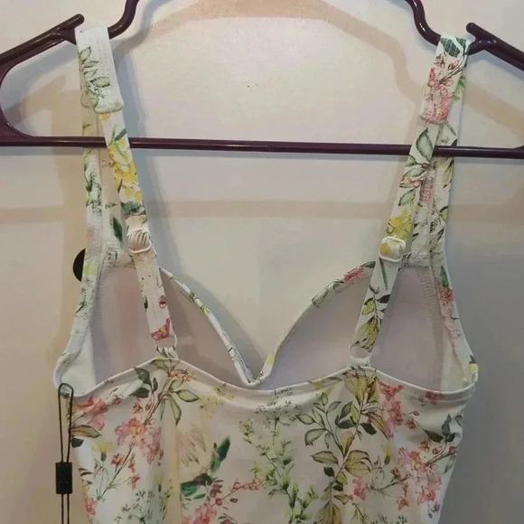 Nib tuck swim Joanne wattleweedo tummy control one piece - Picture 8 of 14